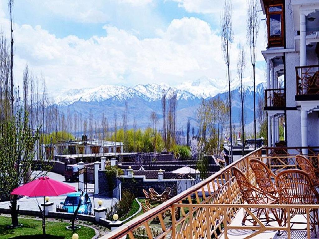 Hotel Gawaling International Leh Exterior foto